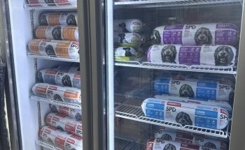 Fins Fangs Feathers & Fur