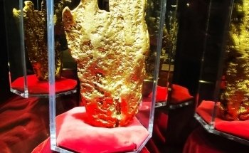 Golden Nugget Las Vegas Hotel & Casino