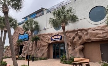 Aquarium Restaurant