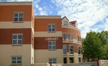 Biblioteca Pública del Condado de Marathon - Sede de Wausau