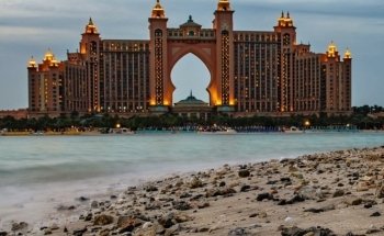 Diving at Aquaventure World