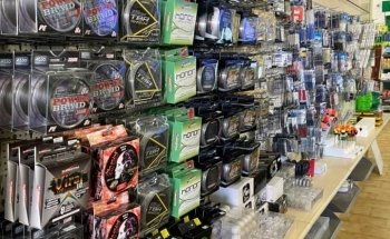 Tom & Jerry Pet Shop e articoli per la pesca