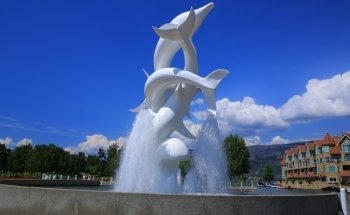 Delfines Kelowna