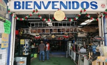 Vergeles Agricultural Store