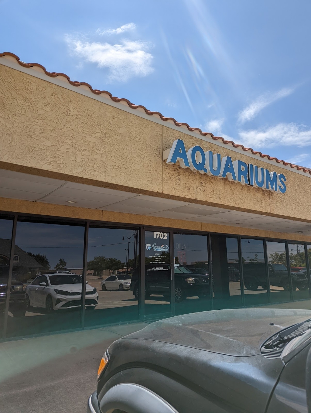 Acuario- Peces Tropicales y Suministros, Inc