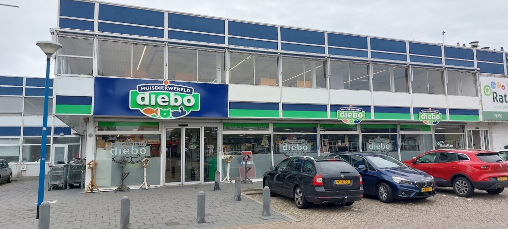Diebo Pet World