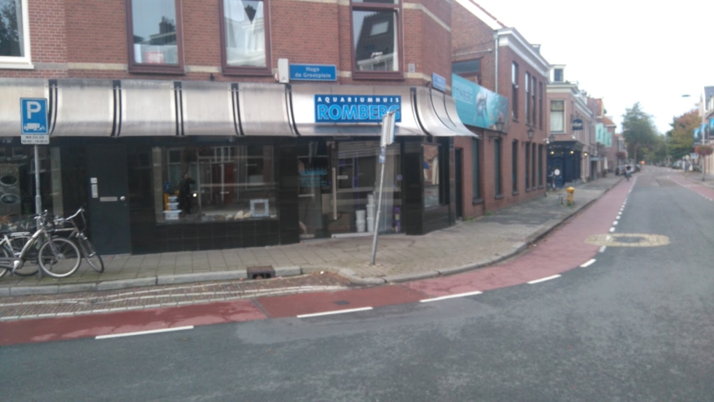 Romberg Aquarium House